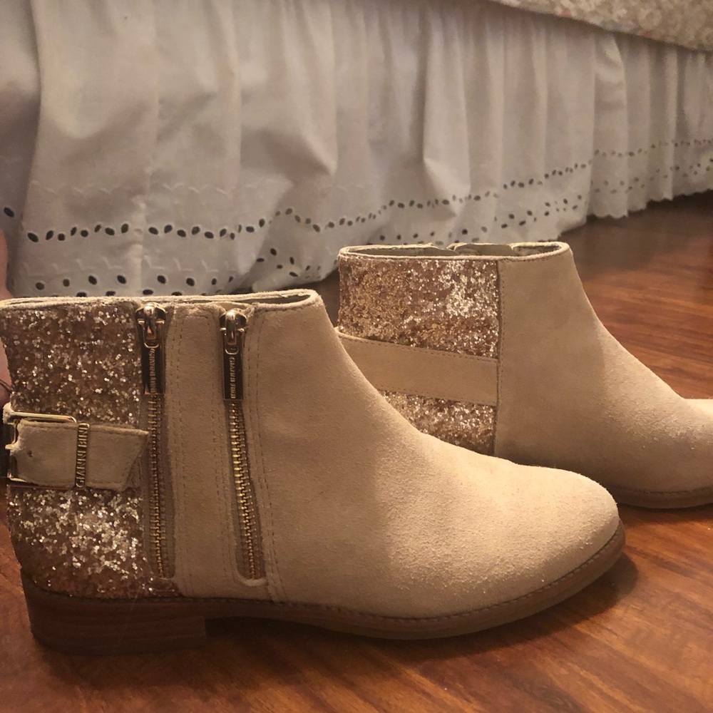 Gianni Bini suede real leather tan boots